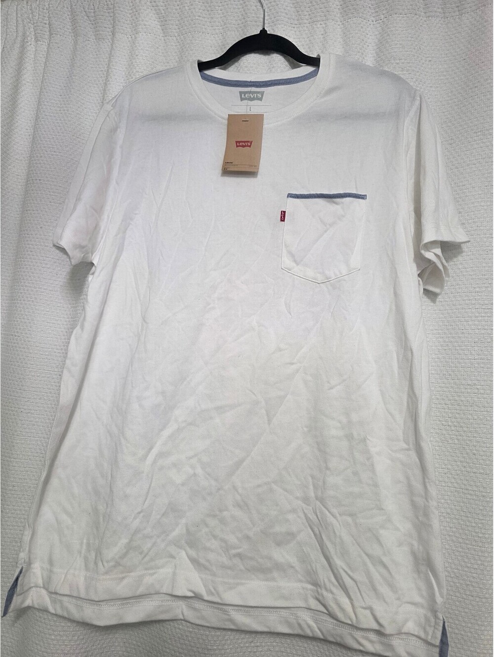 Mens NWT Levis T-shirt size L